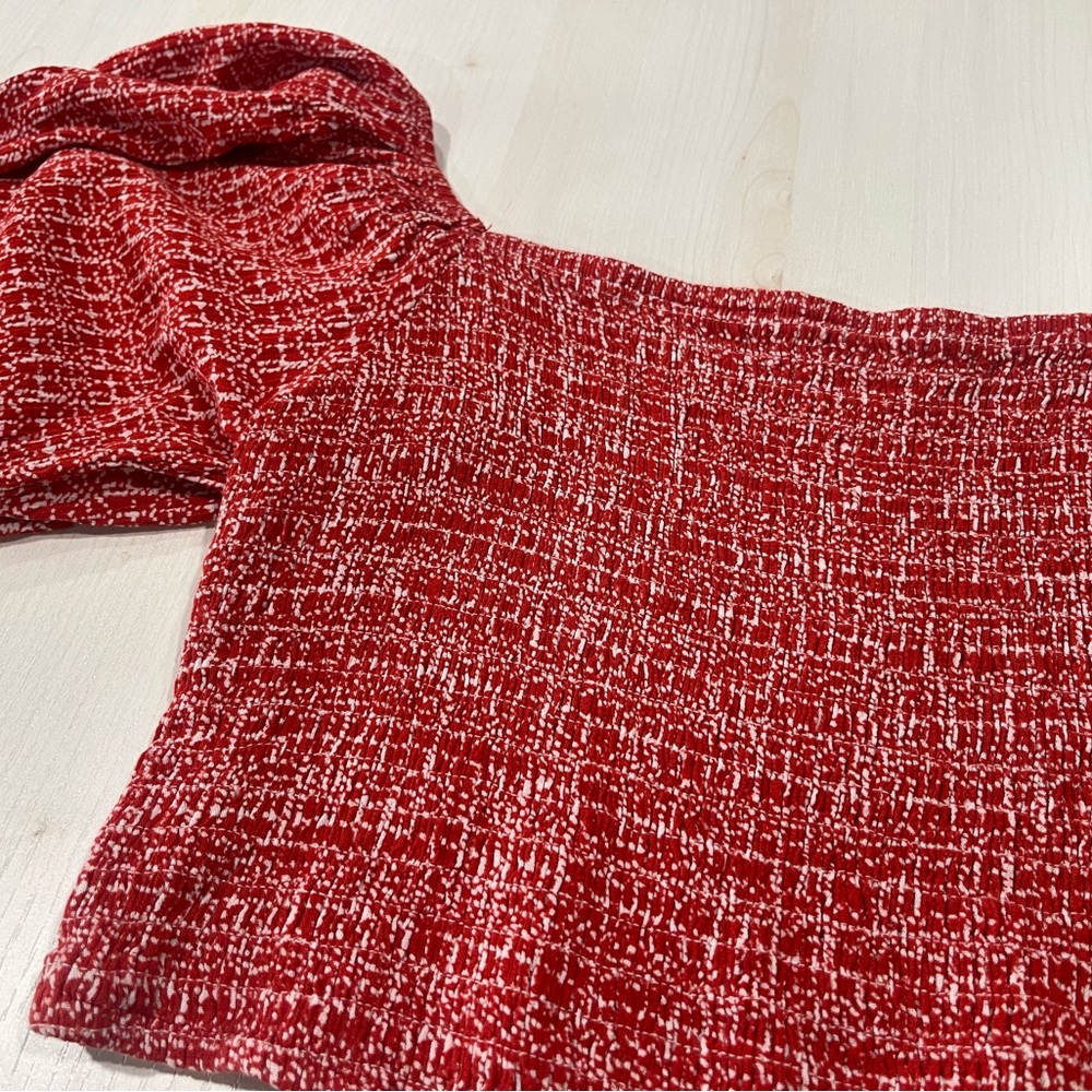 Hummingbird Smocked Top - Picture 2 of 4